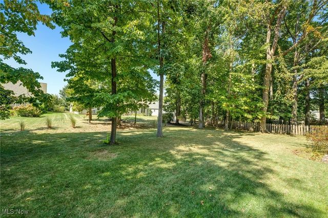 8746 Barton Drive, Strongsville, OH 44149