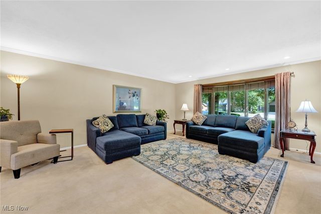 8746 Barton Drive, Strongsville, OH 44149