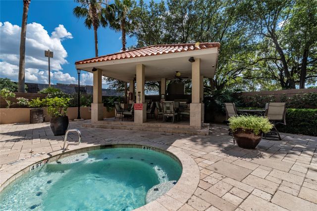 3525 Sage Road 1402, Houston, TX 77056