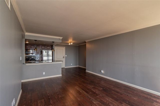 3525 Sage Road 1402, Houston, TX 77056