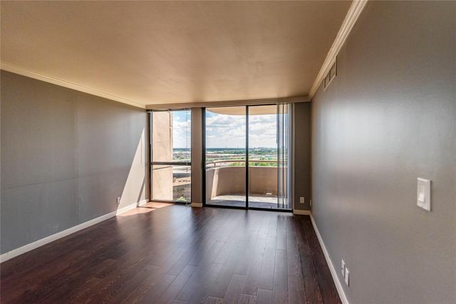 3525 Sage Road 1402, Houston, TX 77056
