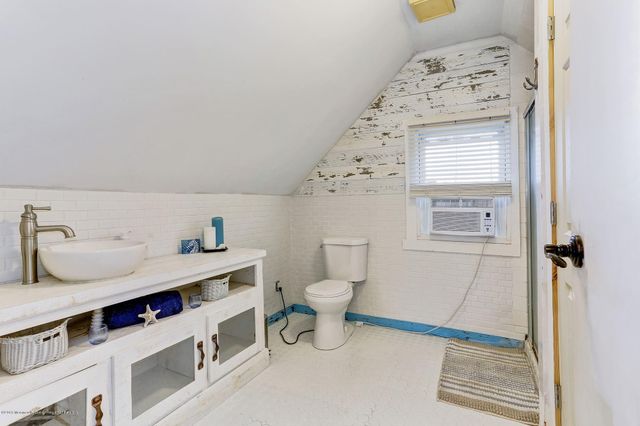 43 River Drive, Toms River, NJ 08753