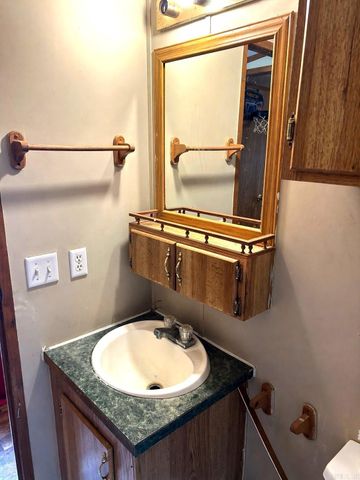 5377 N HWY 27, Story, AR 71970