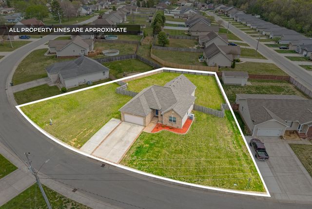 421 Simon St, Hopkinsville, KY 42240