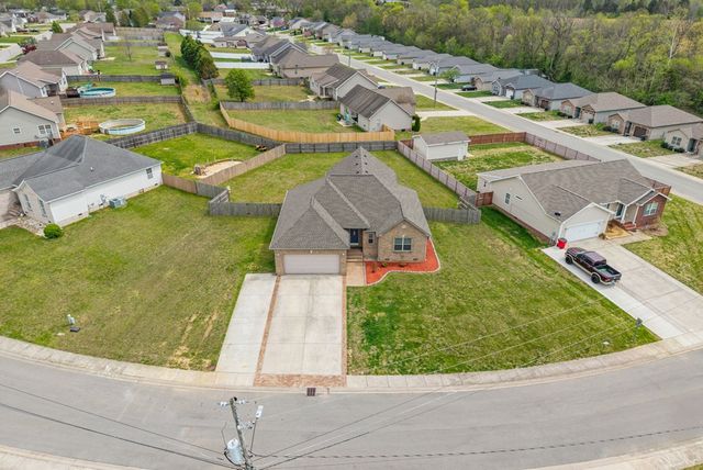 421 Simon St, Hopkinsville, KY 42240