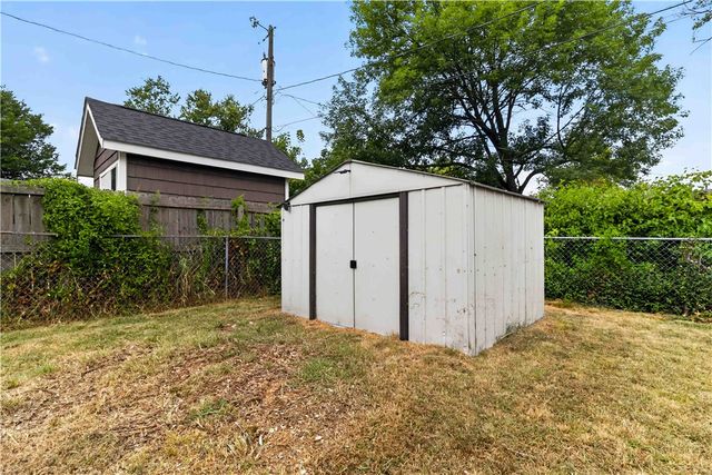 2333 Alpine Circle, Siloam Springs, AR 72761