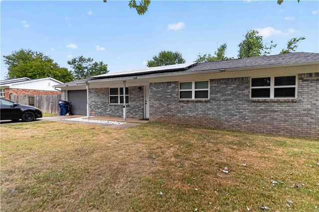 2333 Alpine Circle, Siloam Springs, AR 72761