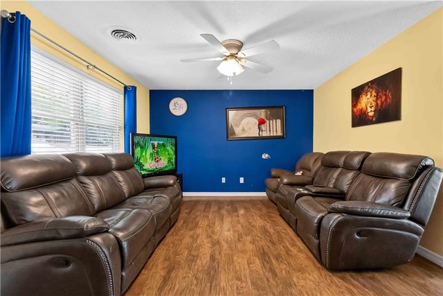 2333 Alpine Circle, Siloam Springs, AR 72761