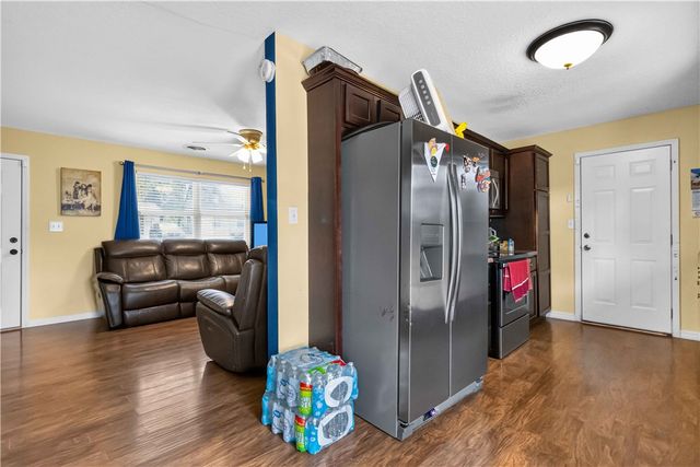 2333 Alpine Circle, Siloam Springs, AR 72761