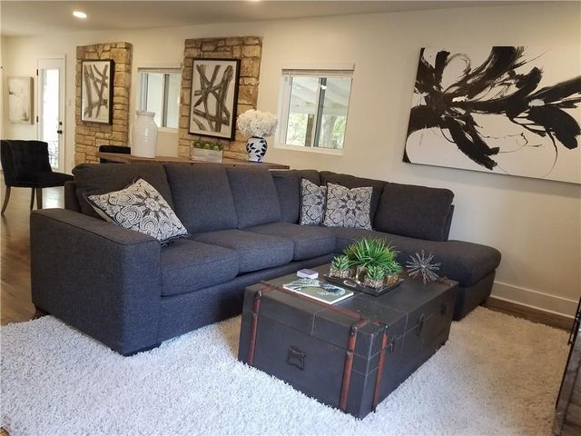 5405 Hudson ST, Austin, TX 78721