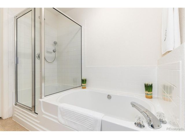 700 S Yarrow St, Lakewood, CO 80226