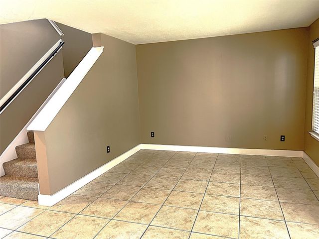 6819 Kingwood Glen Drive, Humble, TX 77346