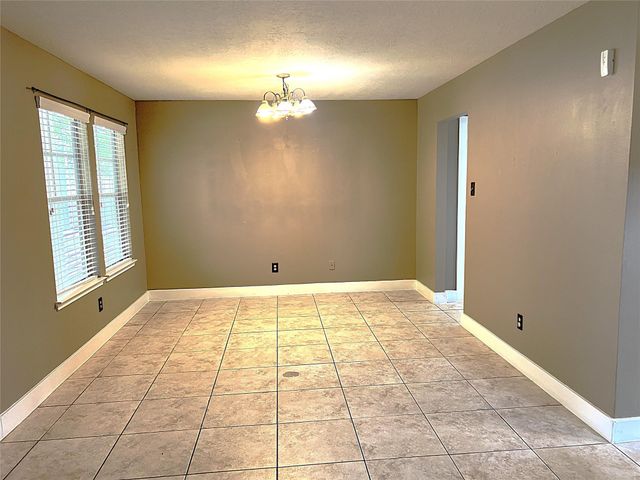 6819 Kingwood Glen Drive, Humble, TX 77346