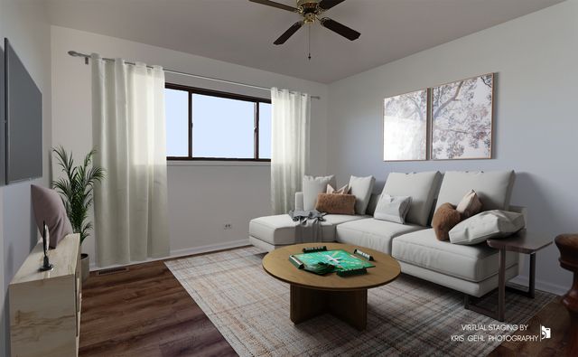 34026 N White Oak Lane, Gurnee, IL 60031