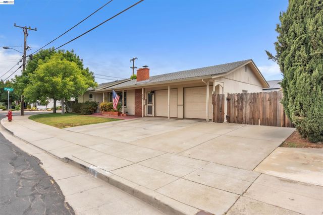 474 Jensen Street, Livermore, CA 94550