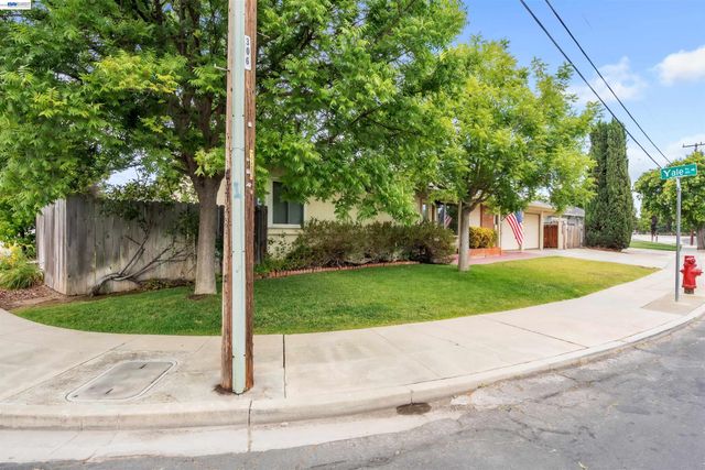 474 Jensen Street, Livermore, CA 94550