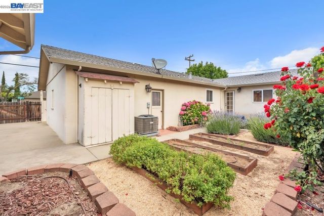 474 Jensen Street, Livermore, CA 94550