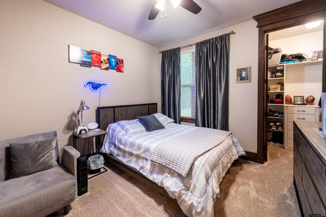 4002 Shadow Ridge Ln, Longview, TX 75605