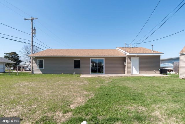 44 ELM LN, Levittown, PA 19054