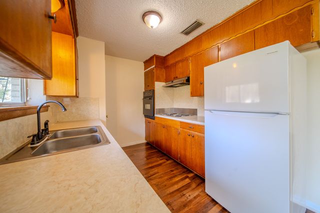 203 Leighton Drive, Terrell, TX 75160