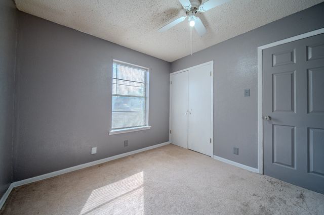 203 Leighton Drive, Terrell, TX 75160