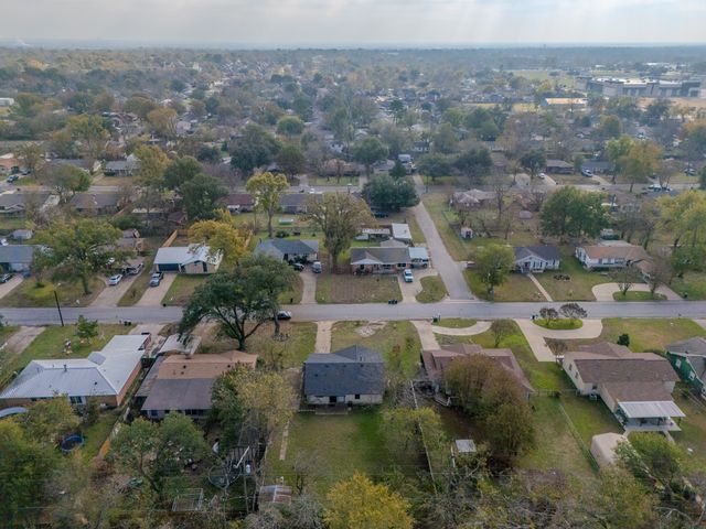 203 Leighton Drive, Terrell, TX 75160