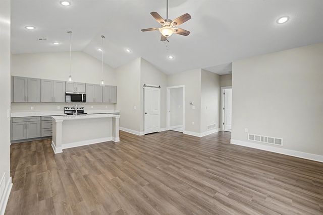 2716 Amelia Ln., Salina, KS 67401