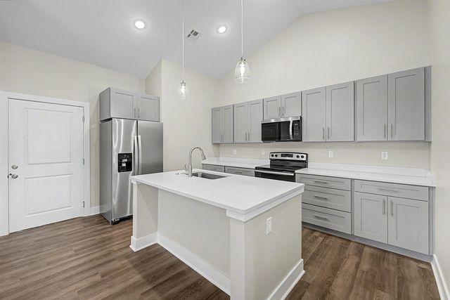 2716 Amelia Ln., Salina, KS 67401