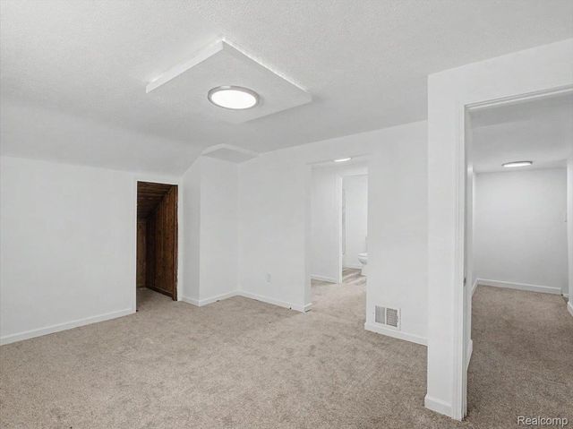 14250 Elmdale Street, Detroit, MI 48213