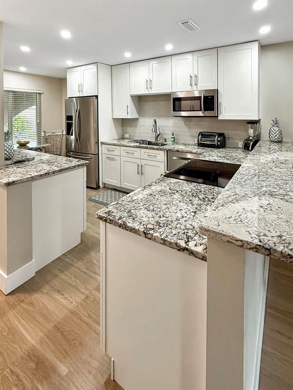 13916 Via Flora F, Delray Beach, FL 33484