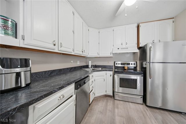 1413 Colony Drive, Streetsboro, OH 44241