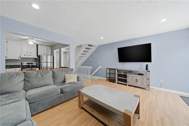 1413 Colony Drive, Streetsboro, OH 44241