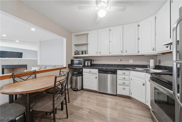 1413 Colony Drive, Streetsboro, OH 44241