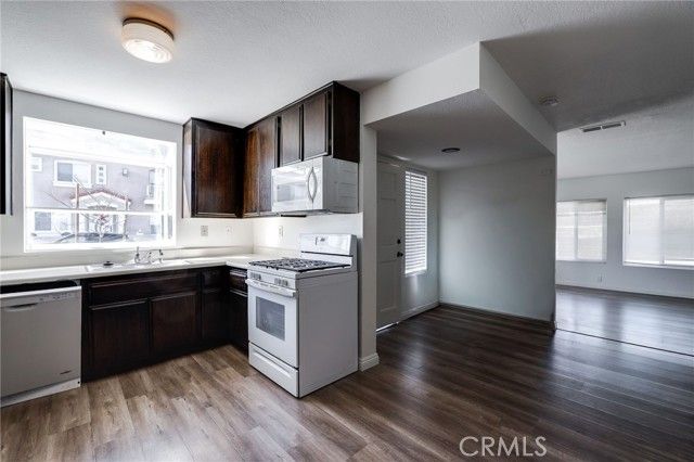 502 12th, Huntington Beach, CA 92648