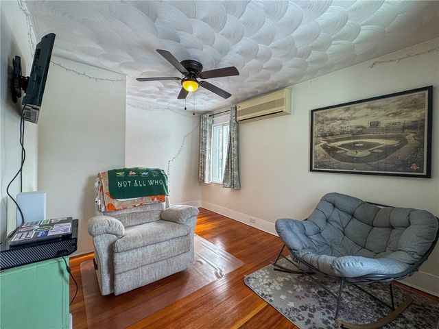 28 Burgess Drive, Warwick, RI 02886