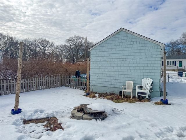 28 Burgess Drive, Warwick, RI 02886