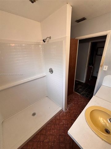 5390 Us Hwy 441 Se, Okeechobee, FL 34974