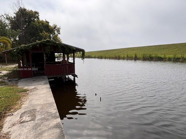 5390 Us Hwy 441 Se, Okeechobee, FL 34974