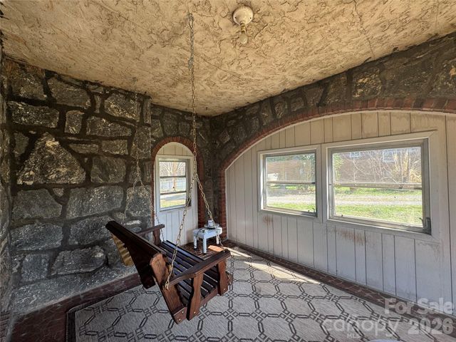 905 Conover Boulevard E, Conover, NC 28613