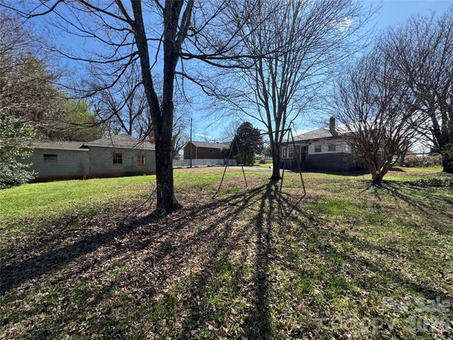 905 Conover Boulevard E, Conover, NC 28613