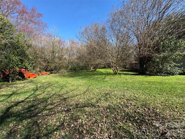 905 Conover Boulevard E, Conover, NC 28613