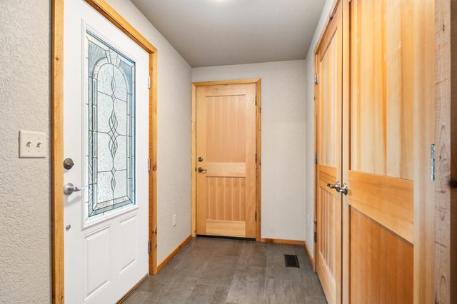 56926 E Park Lane 12, Sunriver, OR 97707