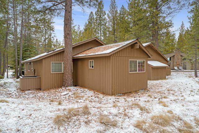 56926 E Park Lane 12, Sunriver, OR 97707