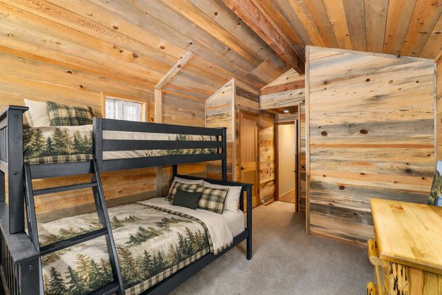 56926 E Park Lane 12, Sunriver, OR 97707