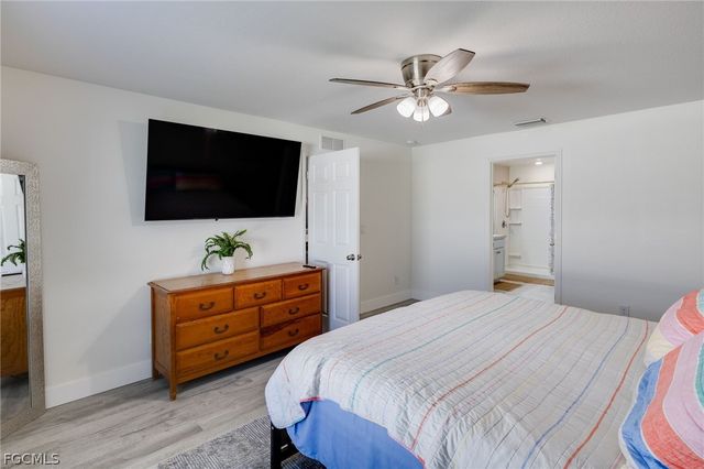 1351 NW 13th PL, Cape Coral, FL 33993