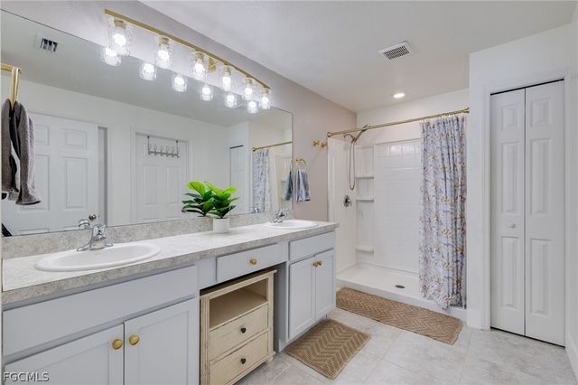 1351 NW 13th PL, Cape Coral, FL 33993