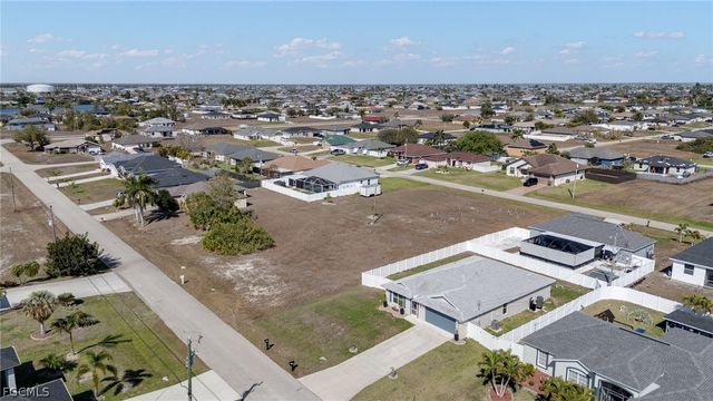 1351 NW 13th PL, Cape Coral, FL 33993