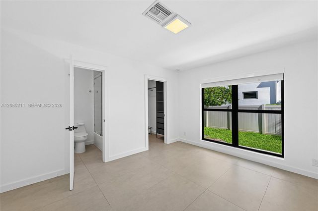536 Hibiscus Drive ., Hallandale Beach, FL 33009