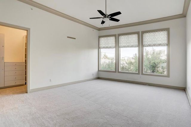 3388 Sage Road 301, Houston, TX 77056