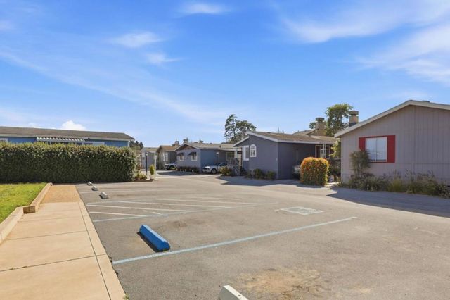 20 Russell Road, Salinas, CA 93906